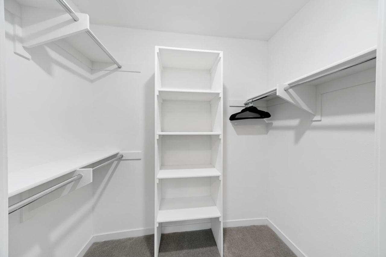 לוס אנג'לס Beverly Grove Chic City Oasis 2 Bedroom Apt With Den 138 מראה חיצוני תמונה